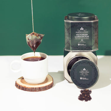 Harney & Sons Victorian London Fog Tea, Black and Oolong Tea with Citrus, Vanilla and Lavender | 30 Sachets, Historic Royal Palaces Collection